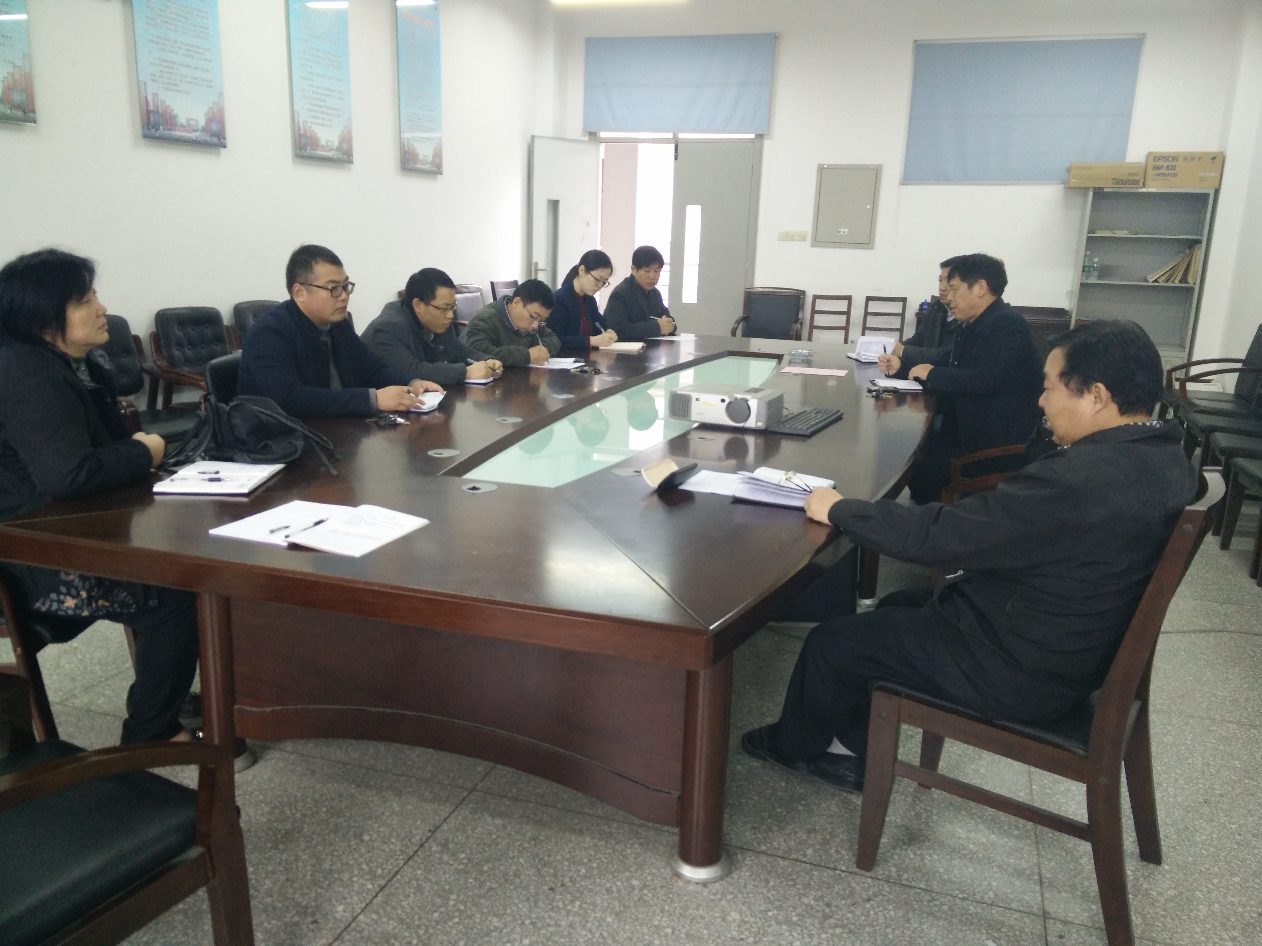 世界菠菜公司排名召开“三严三实”专题调研座谈会 世界菠菜公司排名召开“三严三实”专题调研座谈会